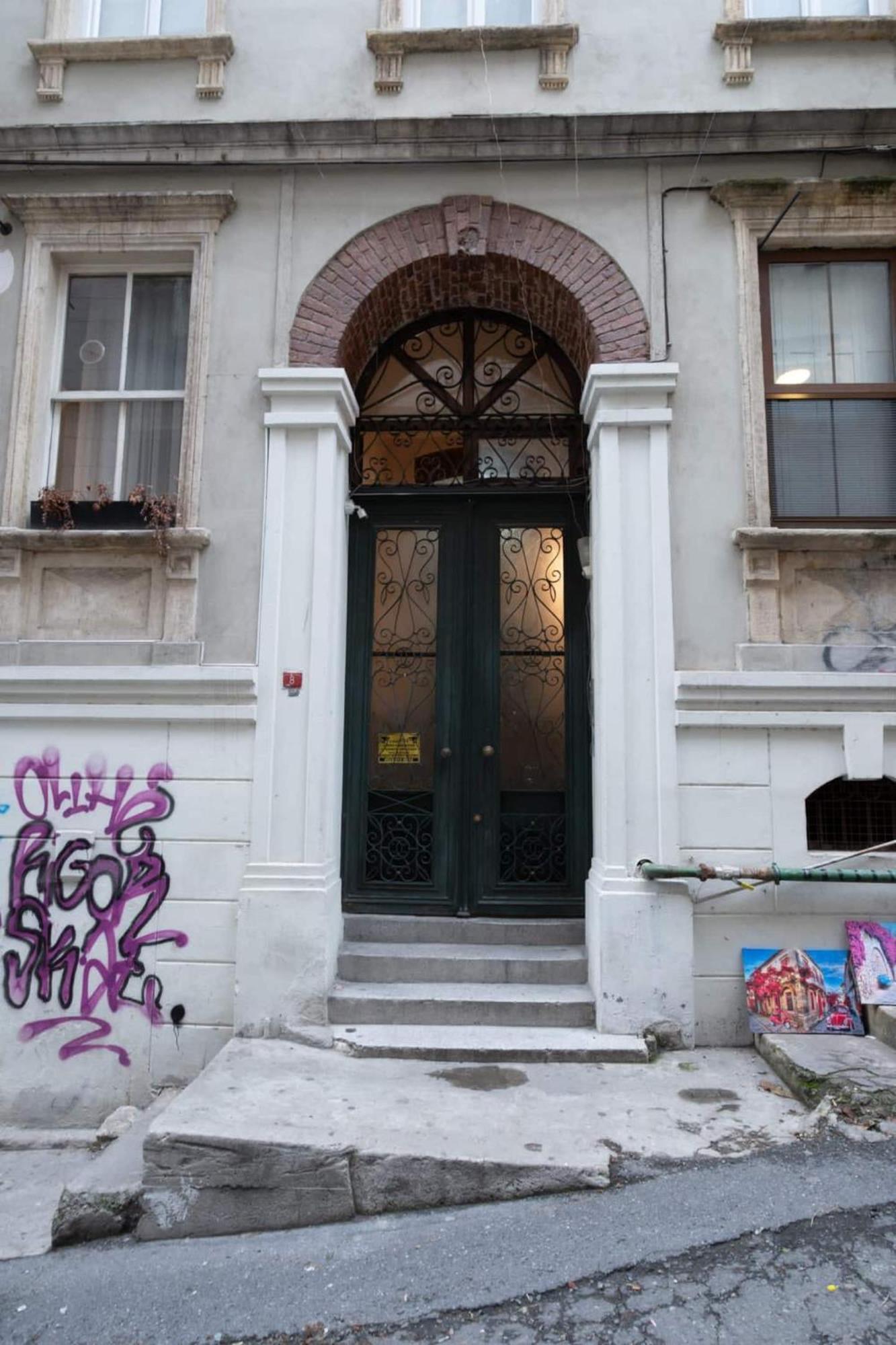 Apartment Spacious Rustic 2 Bedroom Few Steps From Galata Tower *