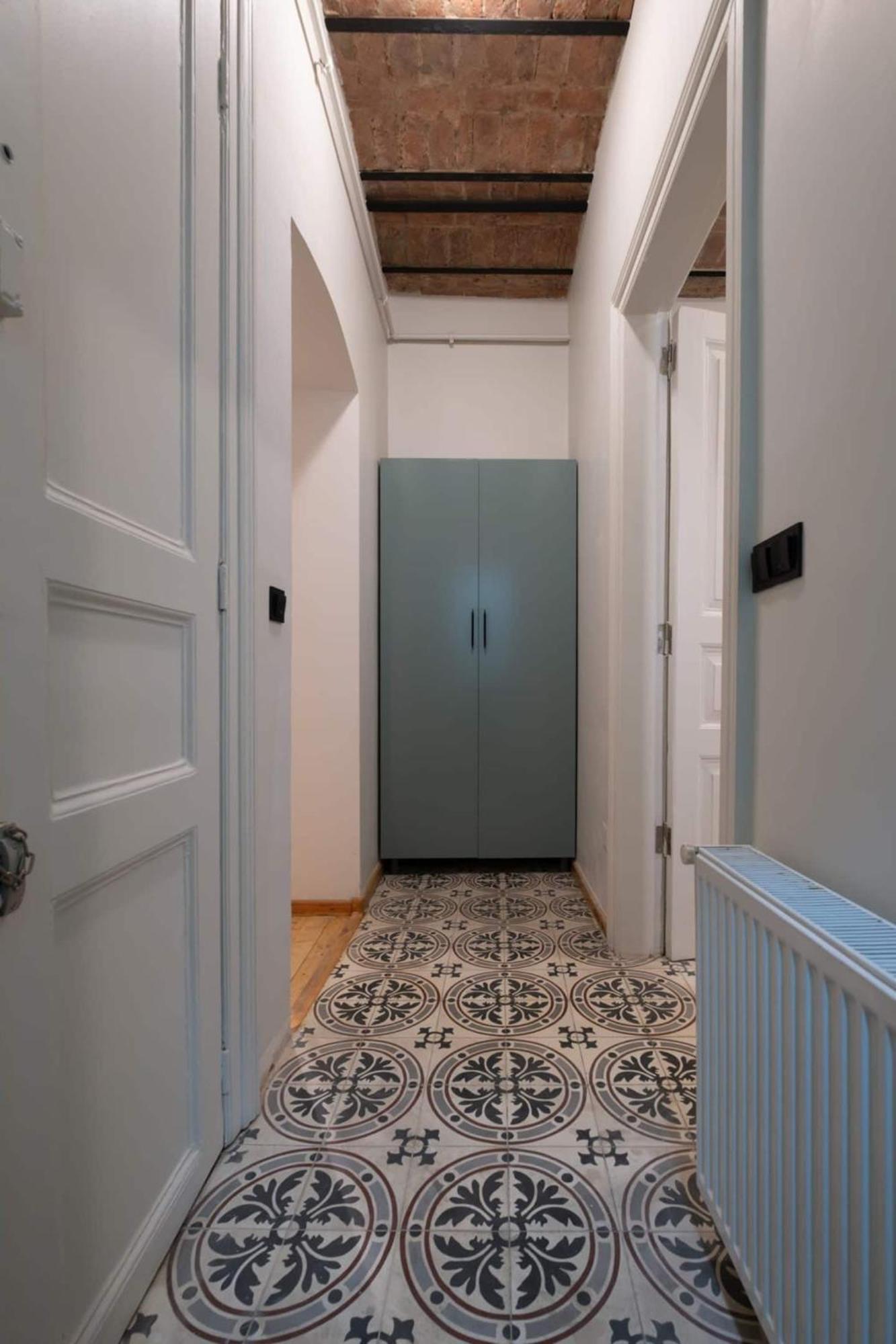 Apartment Spacious Rustic 2 Bedroom Few Steps From Galata Tower Istanbul