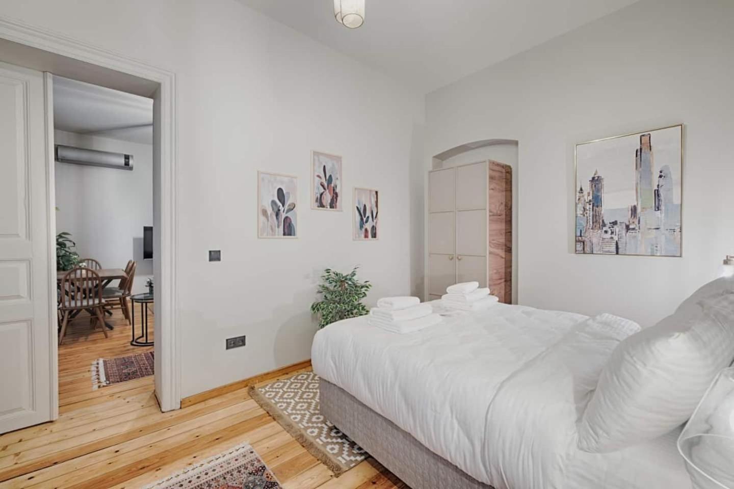 Apartment Spacious Rustic 2 Bedroom Few Steps From Galata Tower