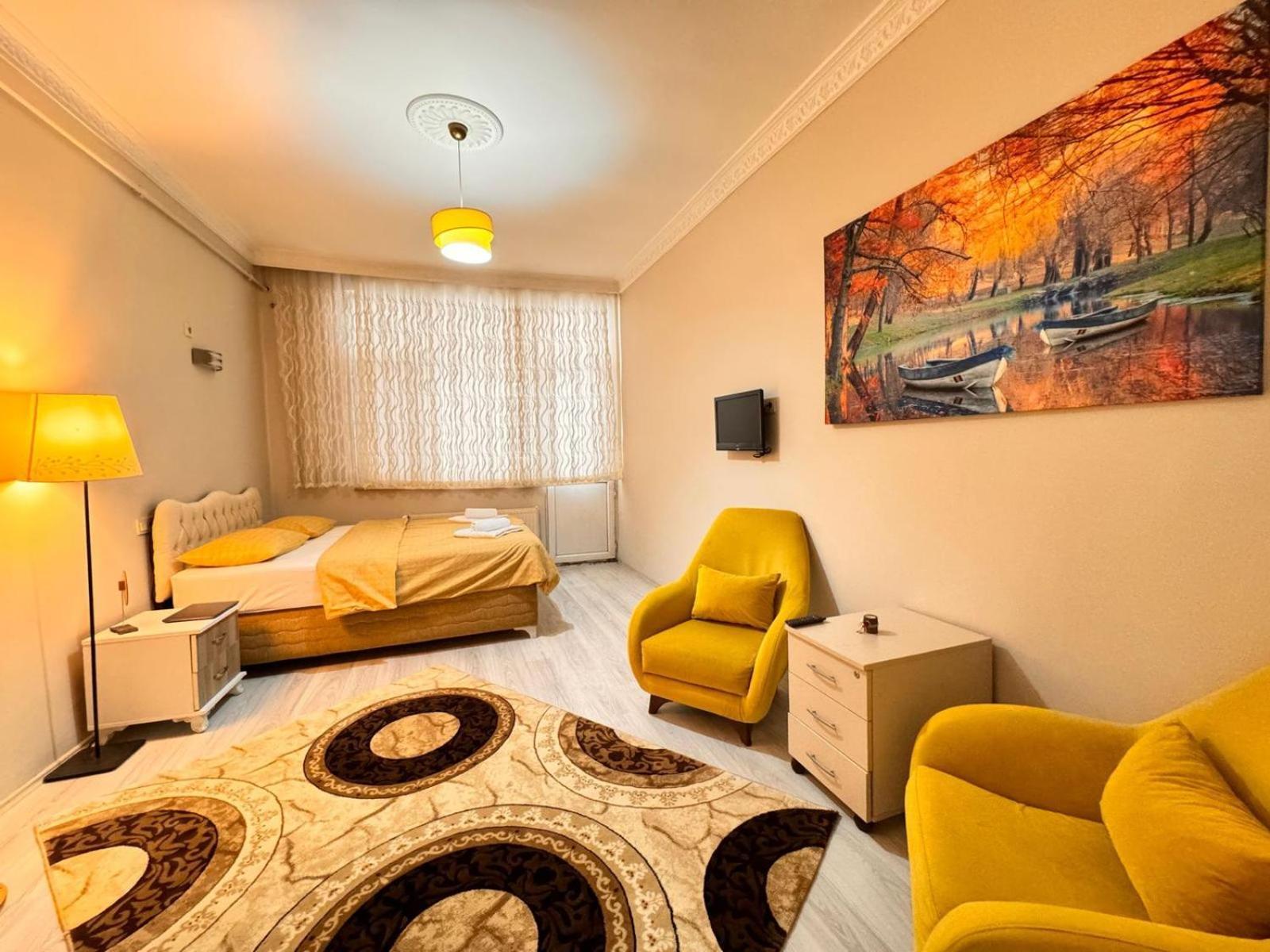 A Happy Morning Apartment
