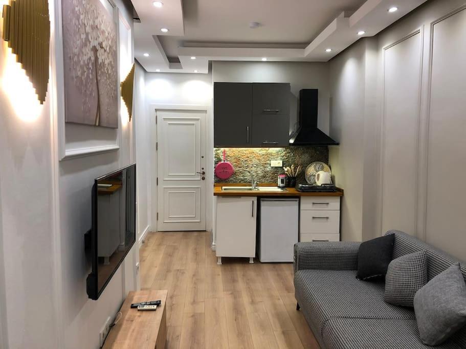 Old Center Apartment