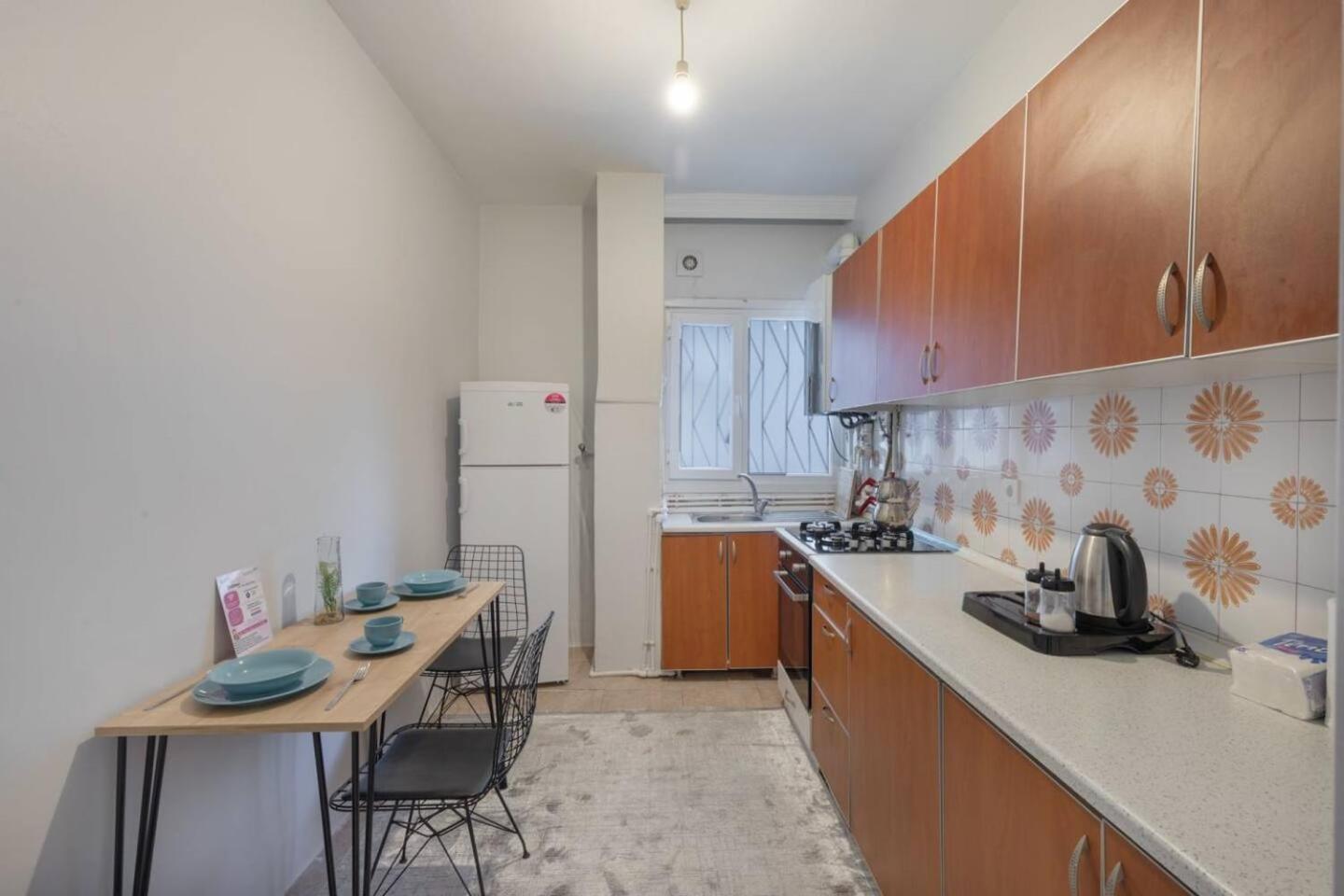 Apartment Modern 2br Apt In The Hearth Of The *