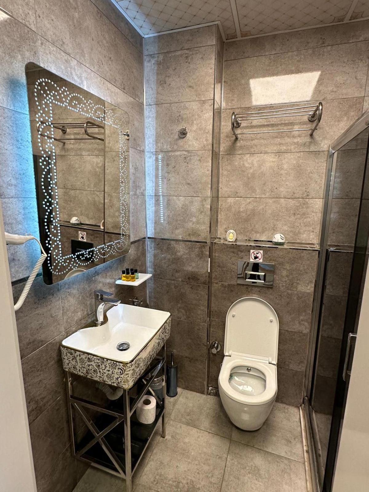 Apart Otel Whitemoon Taksim İstanbul