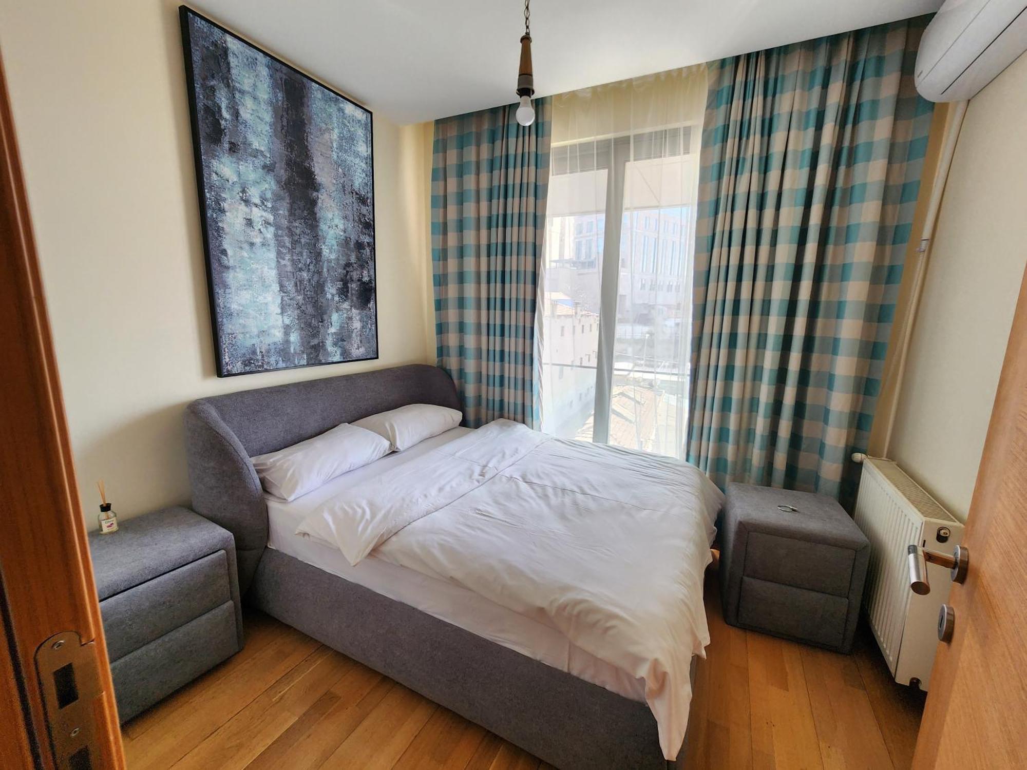 Taksim Perfect Residence, 3 Bedrooms, 140 M2, Pool Gym Sauna Access