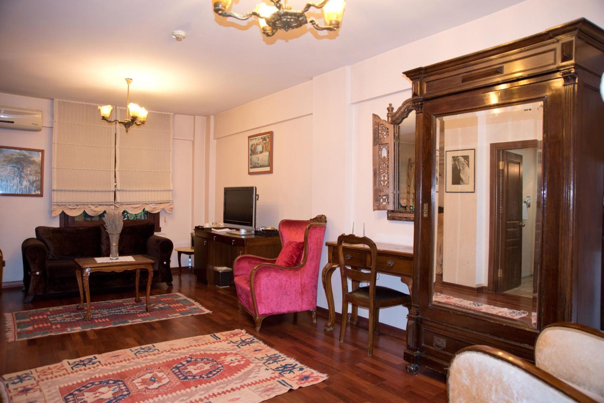 Hotel Sphendone 4*