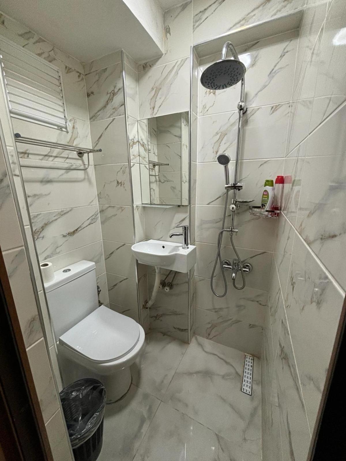 Wiva Hotel *