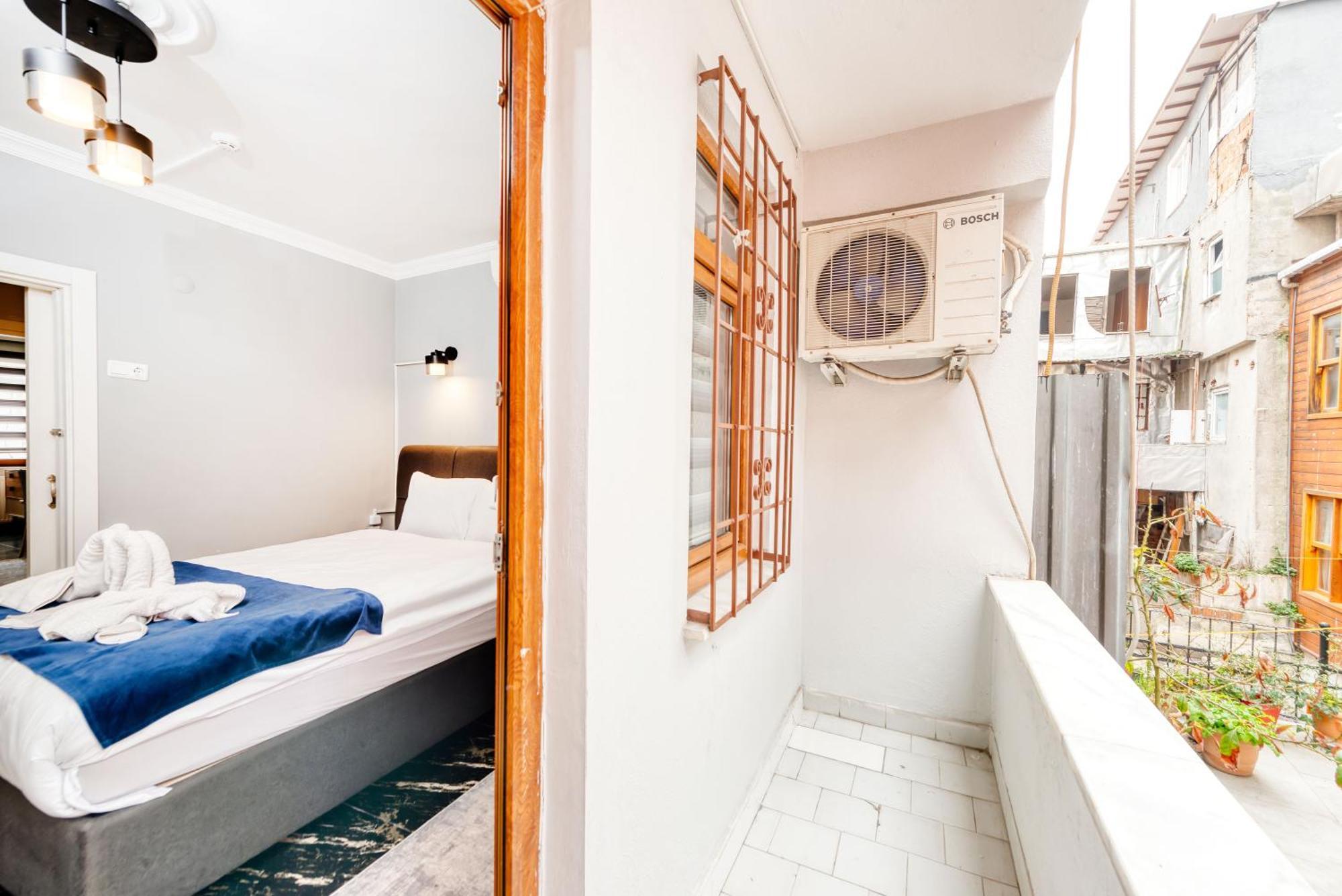 Stone Hause Kuecuek Ayasofya Mah Aparthotel *