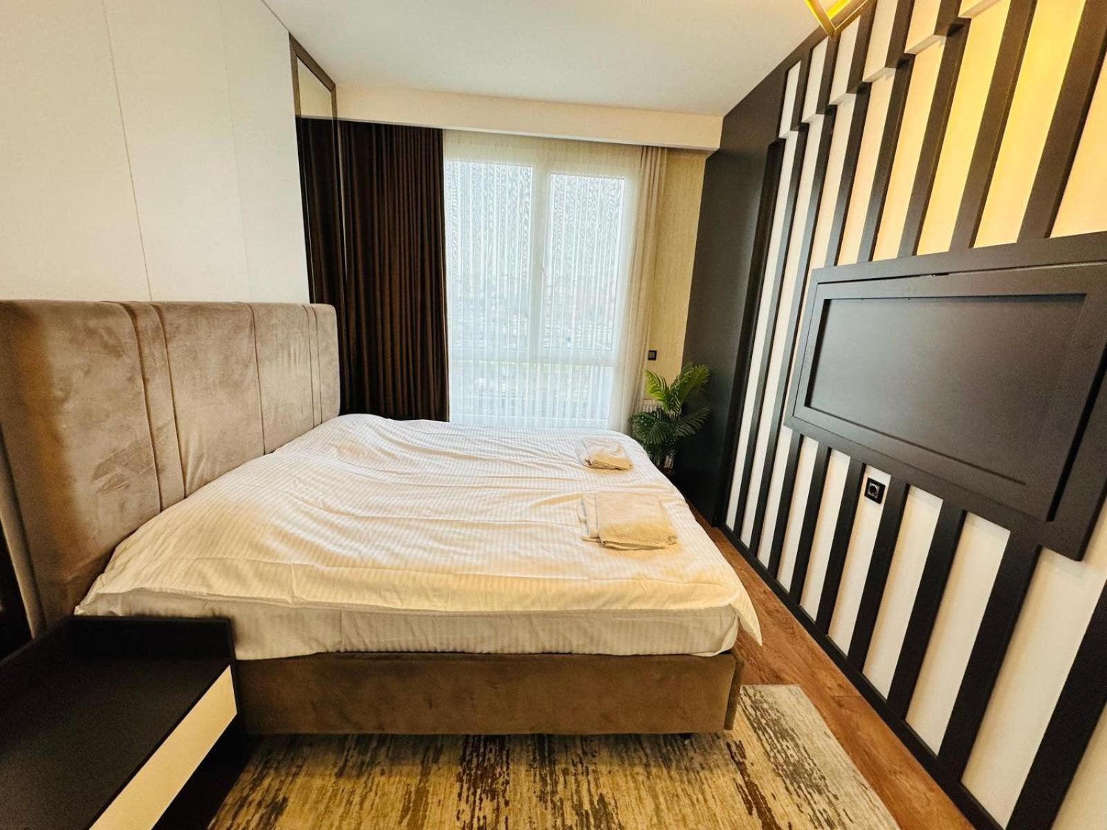 Lux Next To Outlet In High Floor 26 Apartment Istanbul