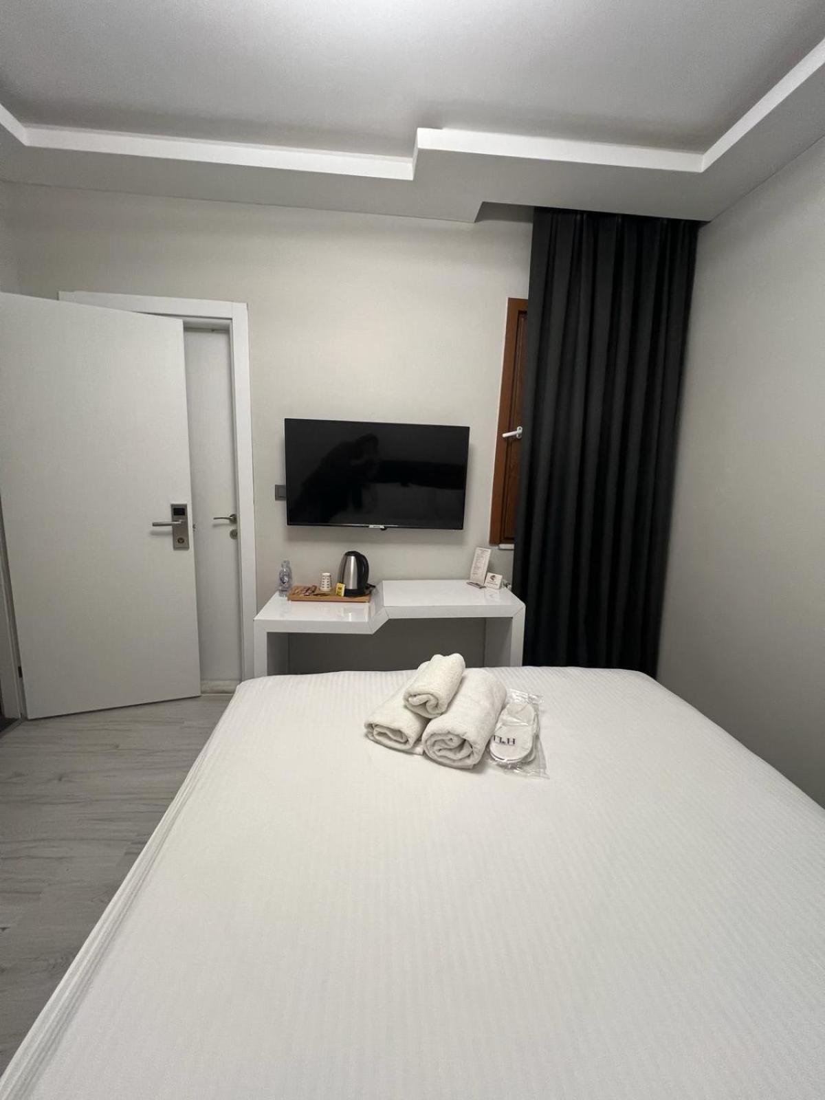 Taksim Leon's Hotel *