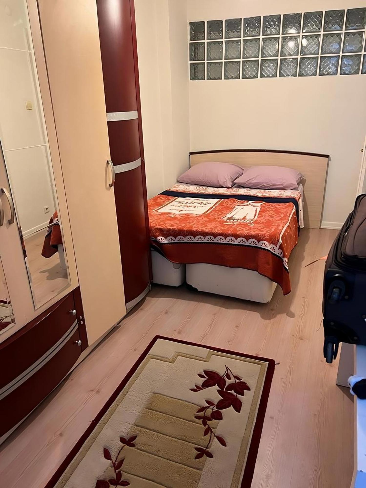 Big And Full In Sisli Near Taksim * Istanbul