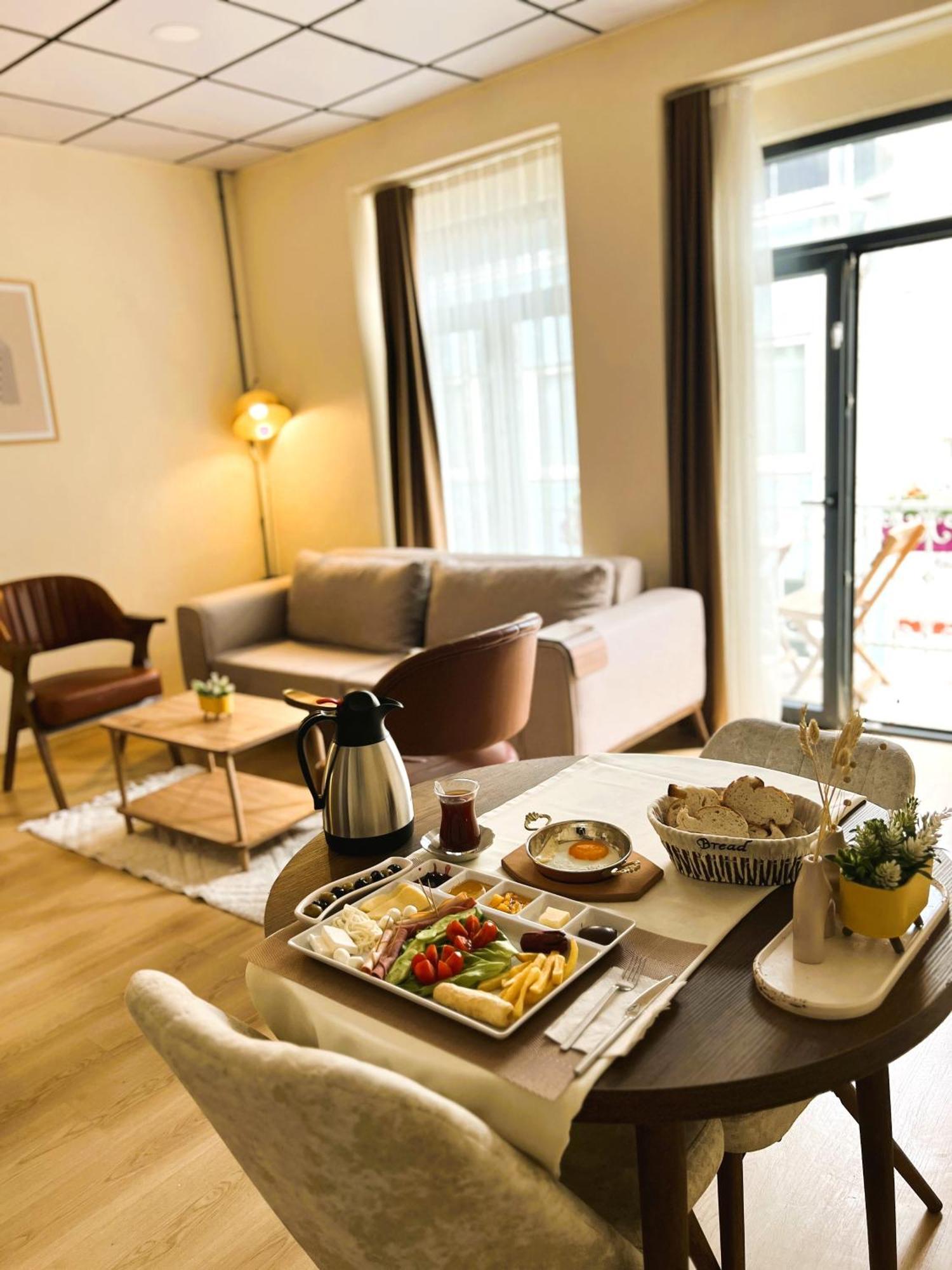 Otel Golden Door *