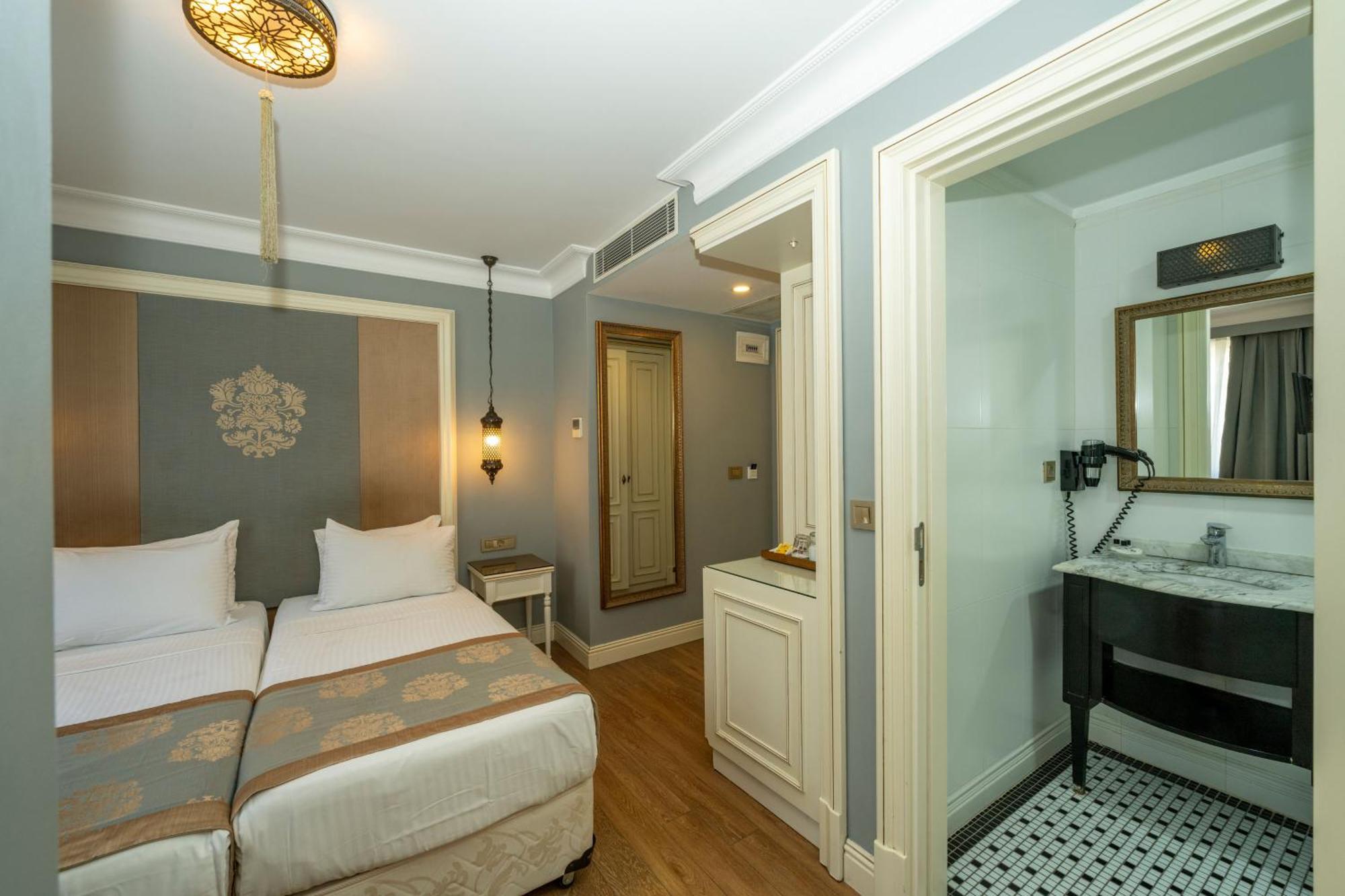 Raymond Blue Hotel Istanbul