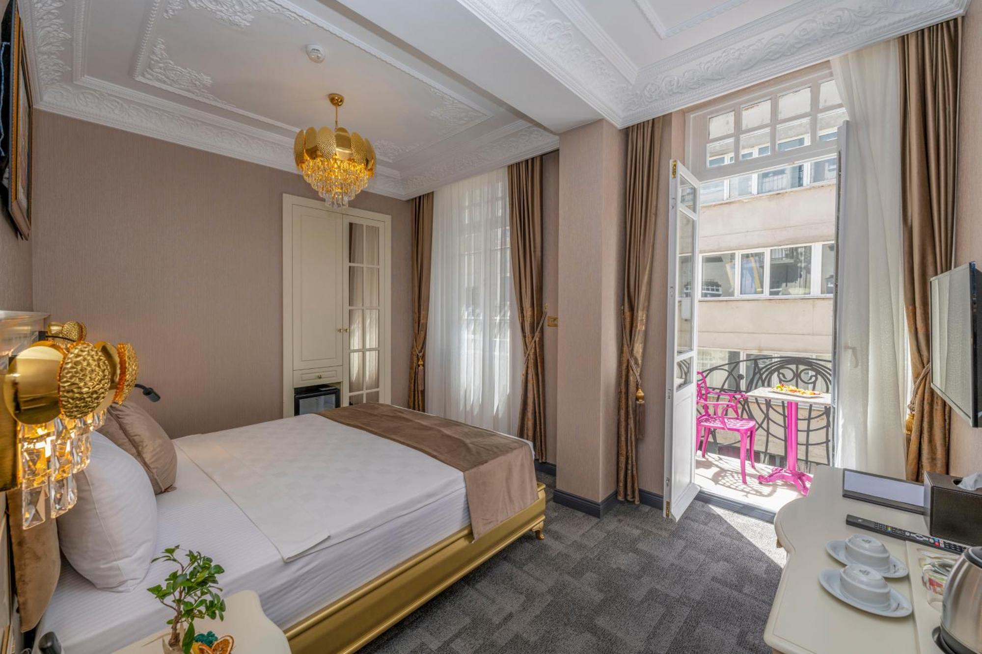 Hotel Moonlight Elegance Boutique 4*
