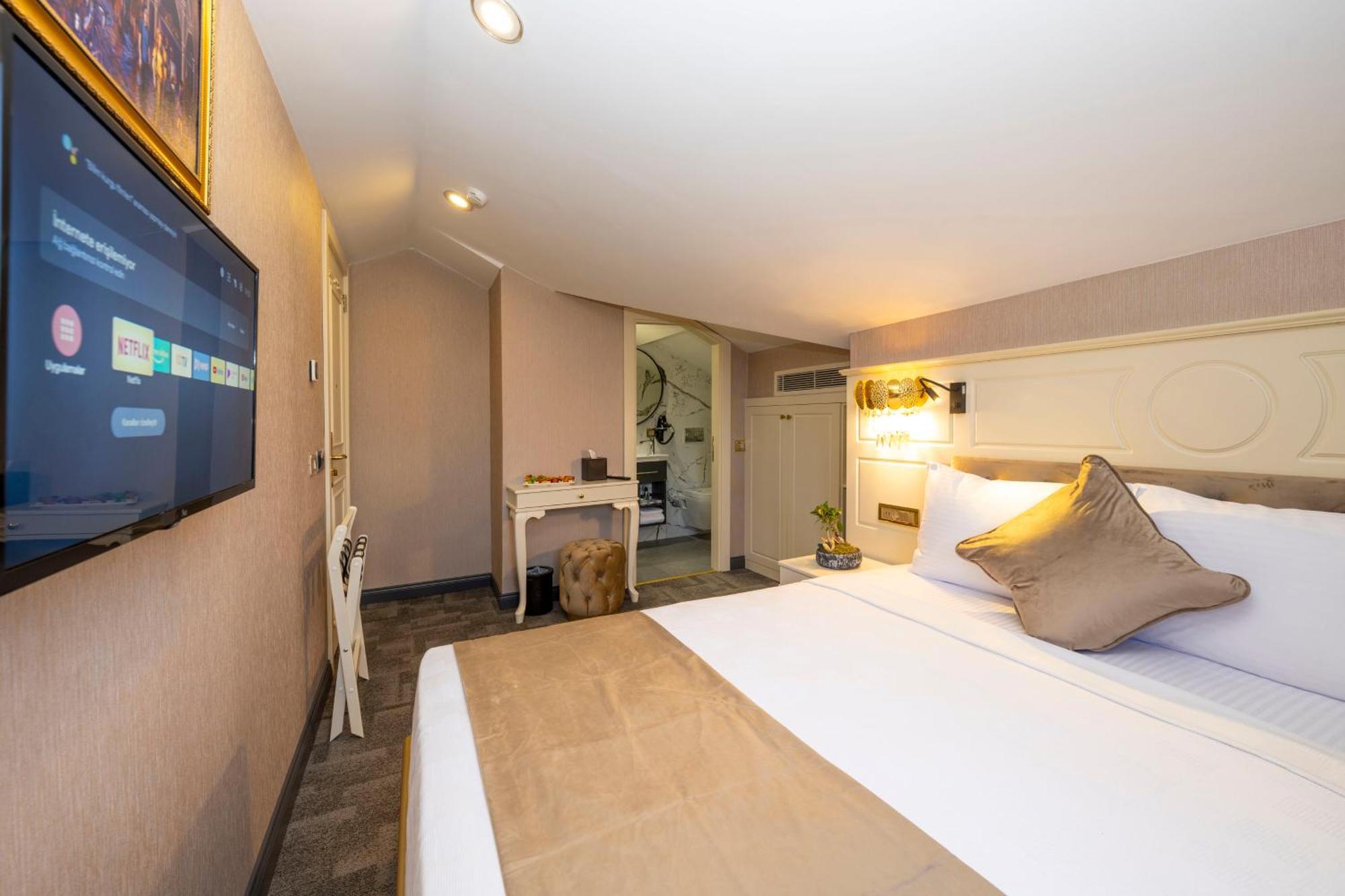 Hotel Moonlight Elegance Boutique 4*