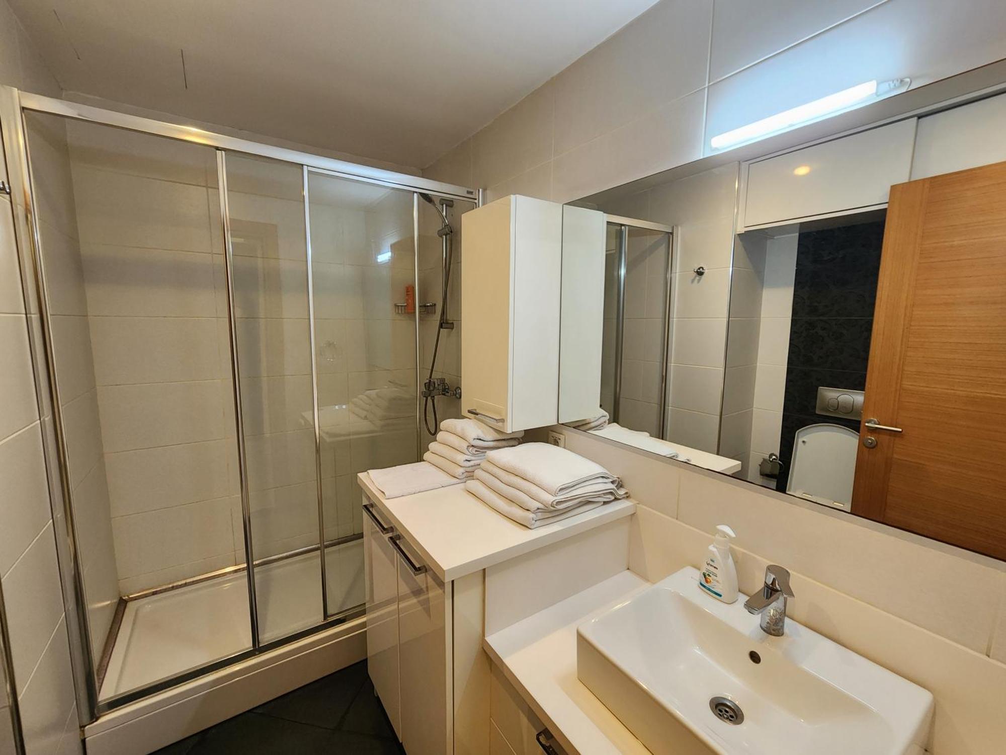 Apartment Taksim Perfect Pool Sauna Access