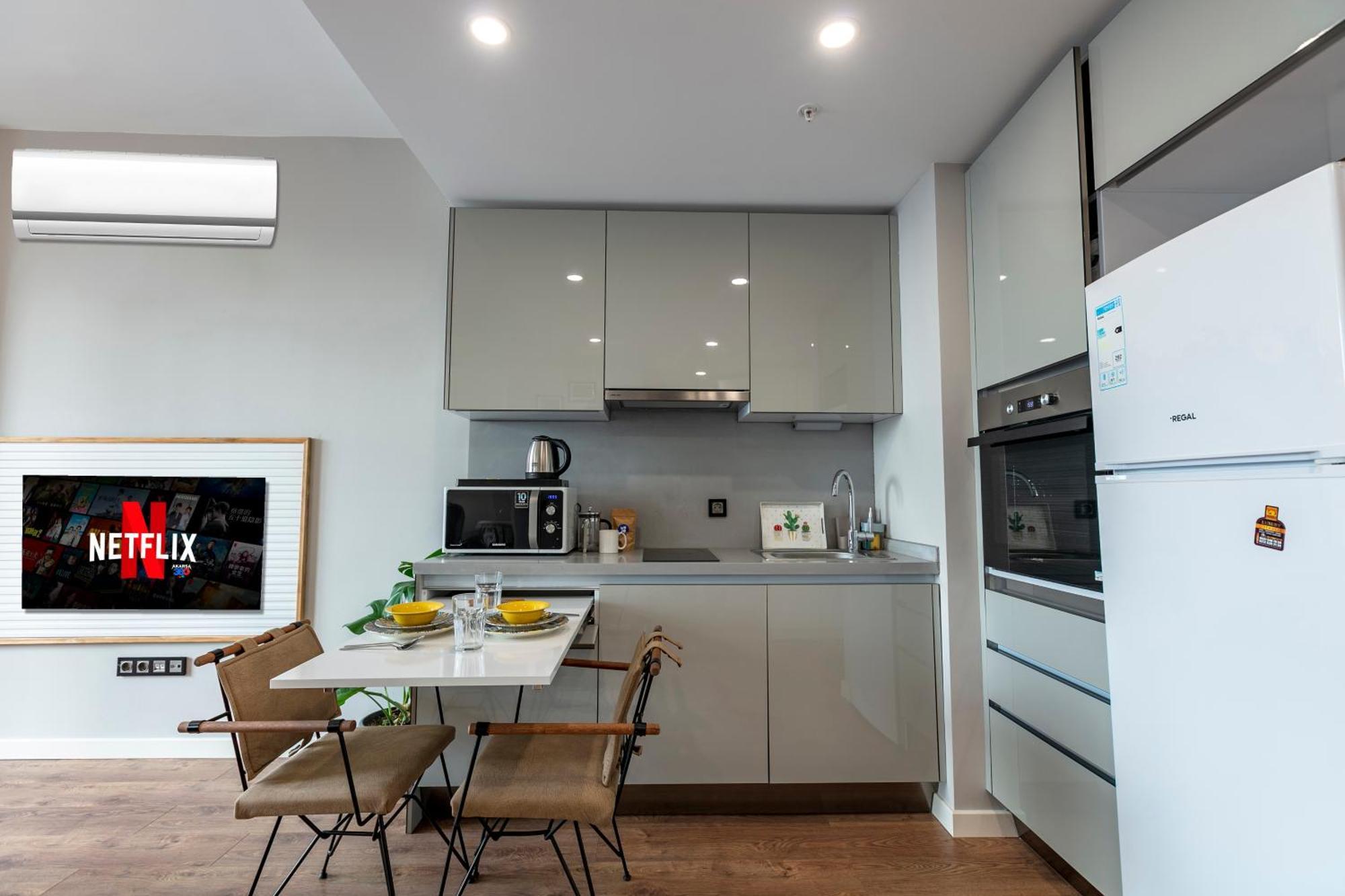 Lux Next To Outlet In High Floor 26 Istanbul