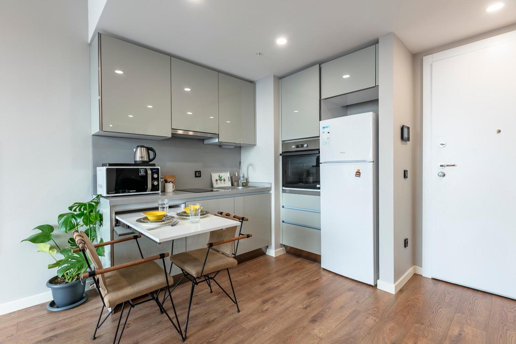 Apartment Lux Next To Outlet In High Floor 26
