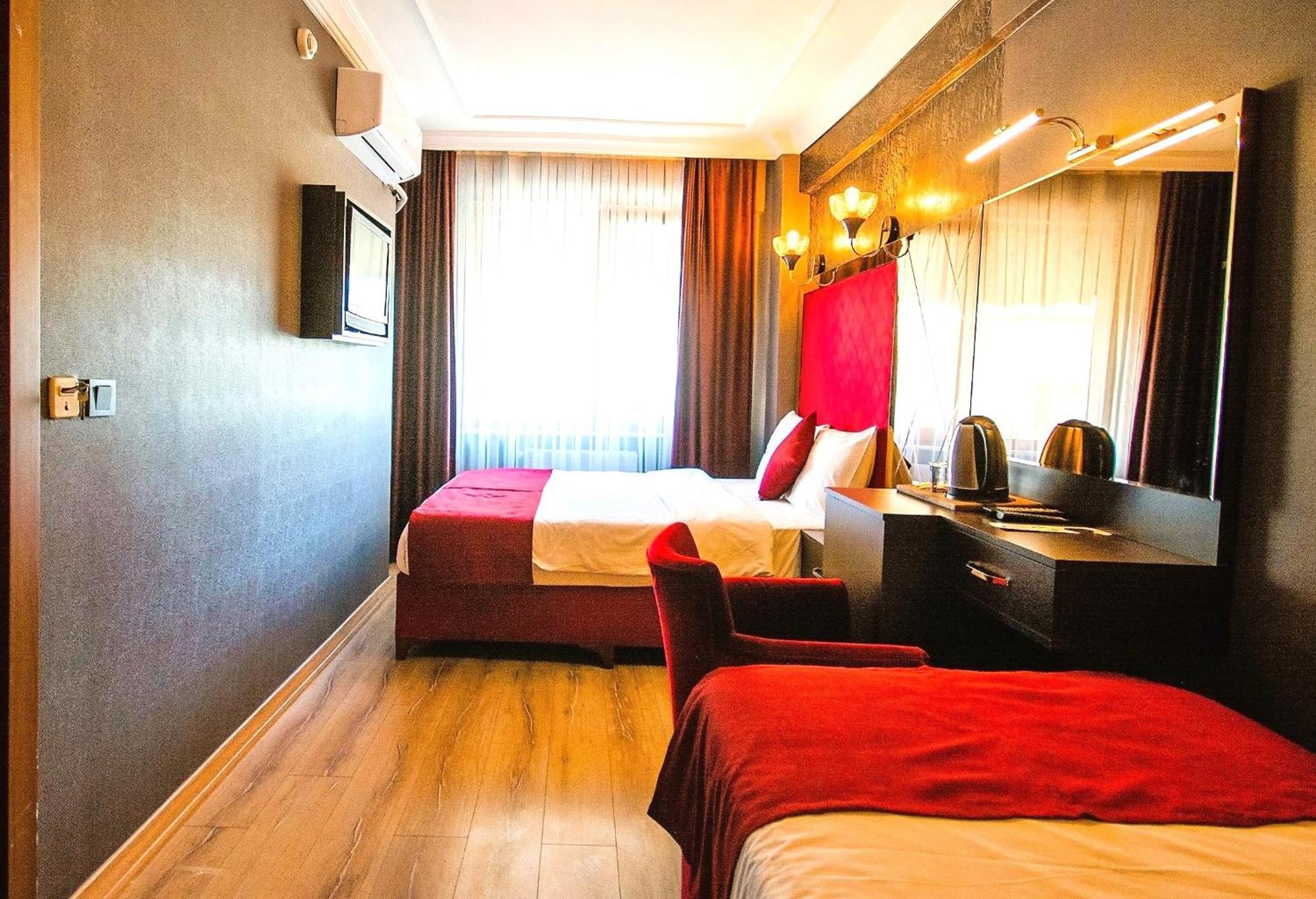 Atesde Dustu Salvara 3* Istanbul