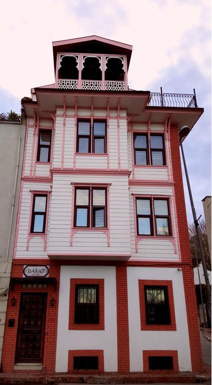 Balat Suites Aparthotel