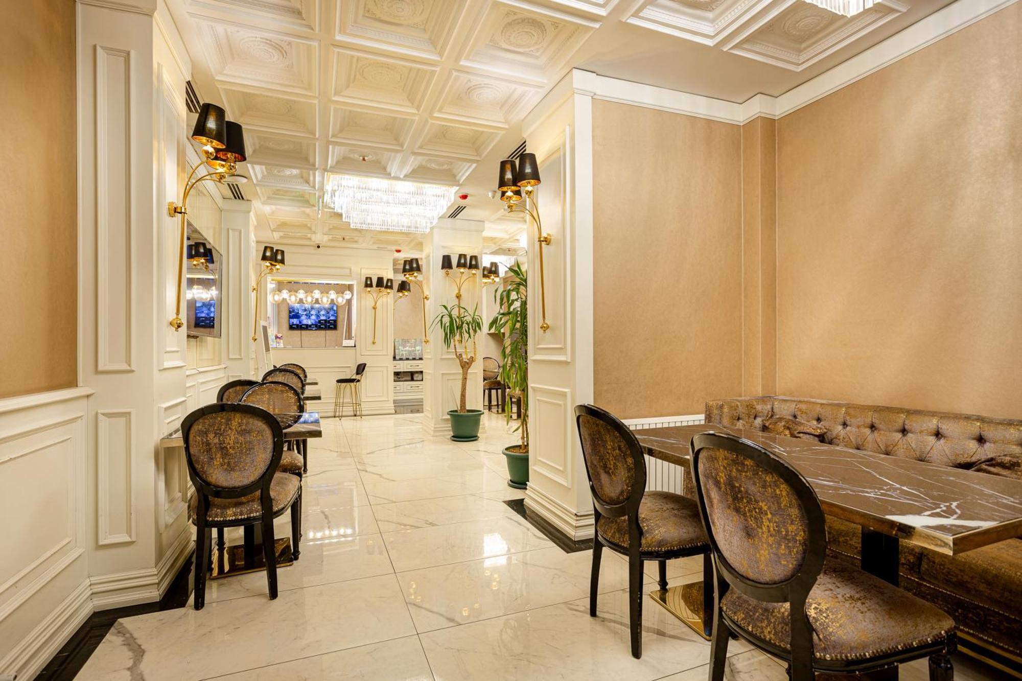 Santra Hotel