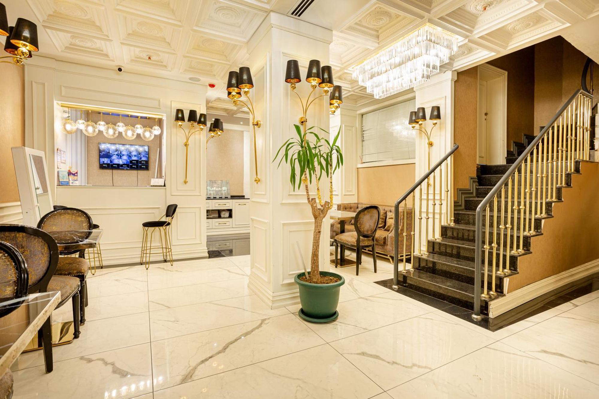 Hotel Santra 3*