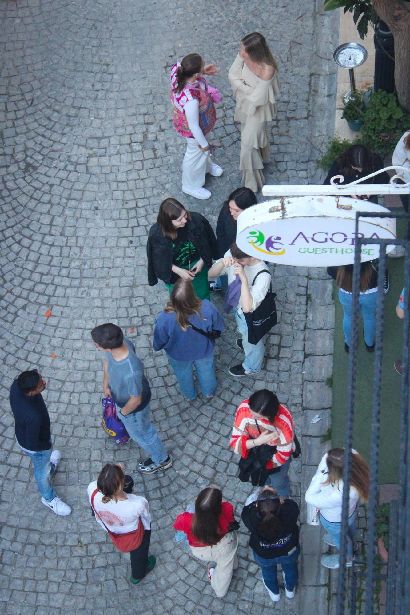 Agora
