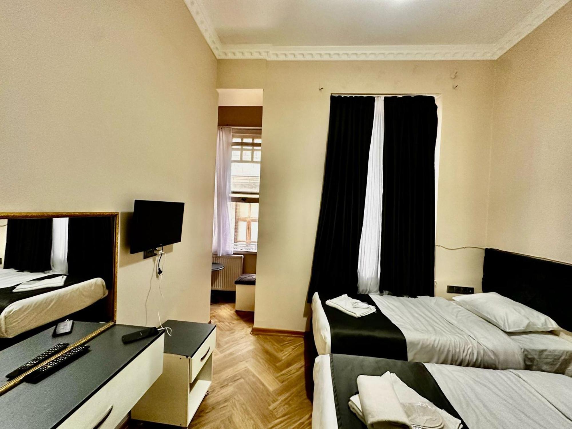 Taksim Palace Hotel
