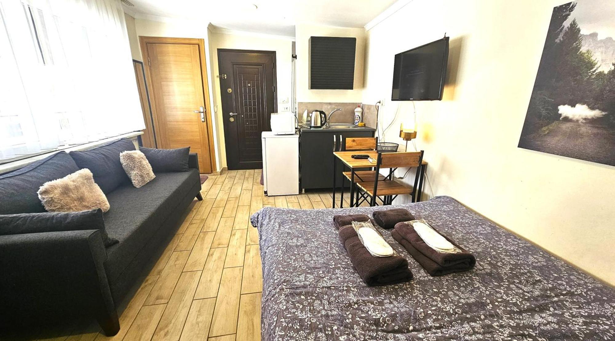 Luxury In Cihangir The Part Of Taksim Center Apartment *