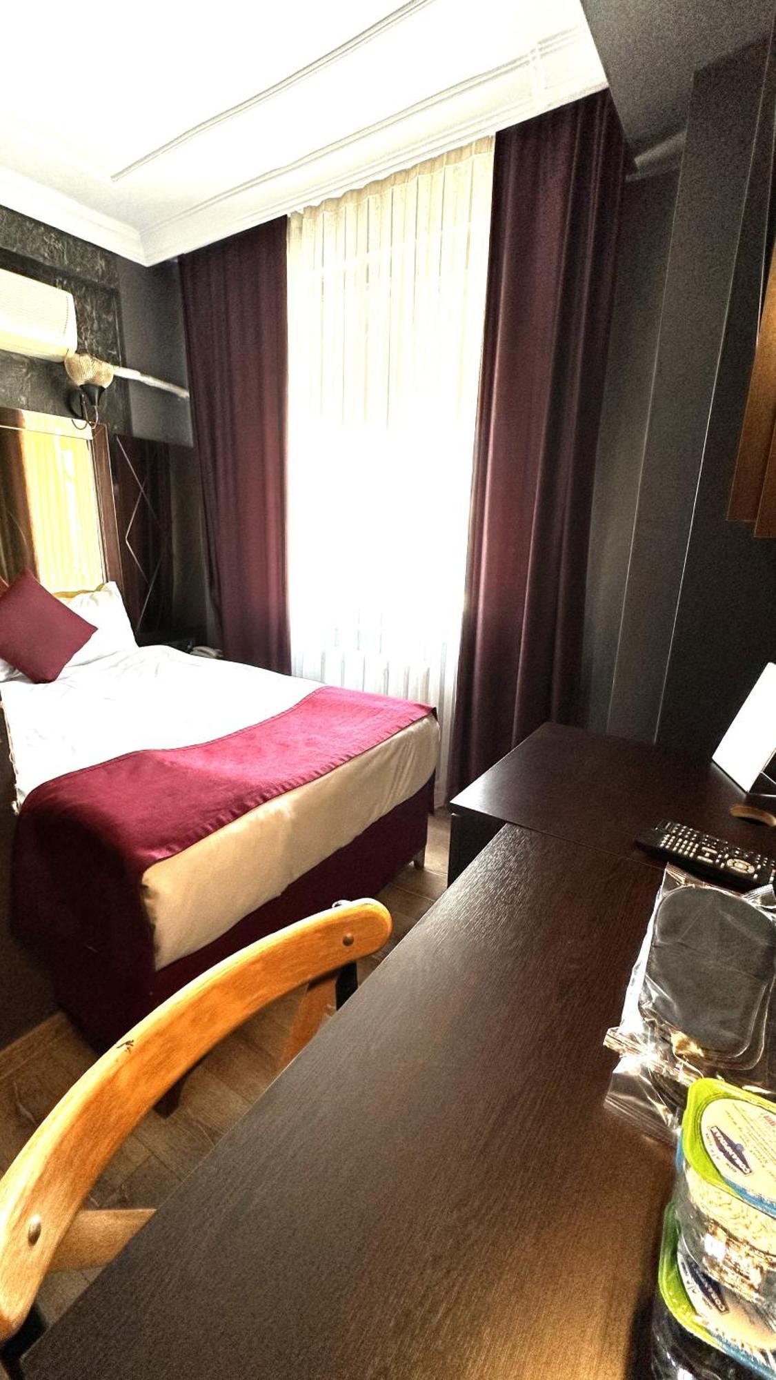 Atesde Dustu Salvara Istanbul