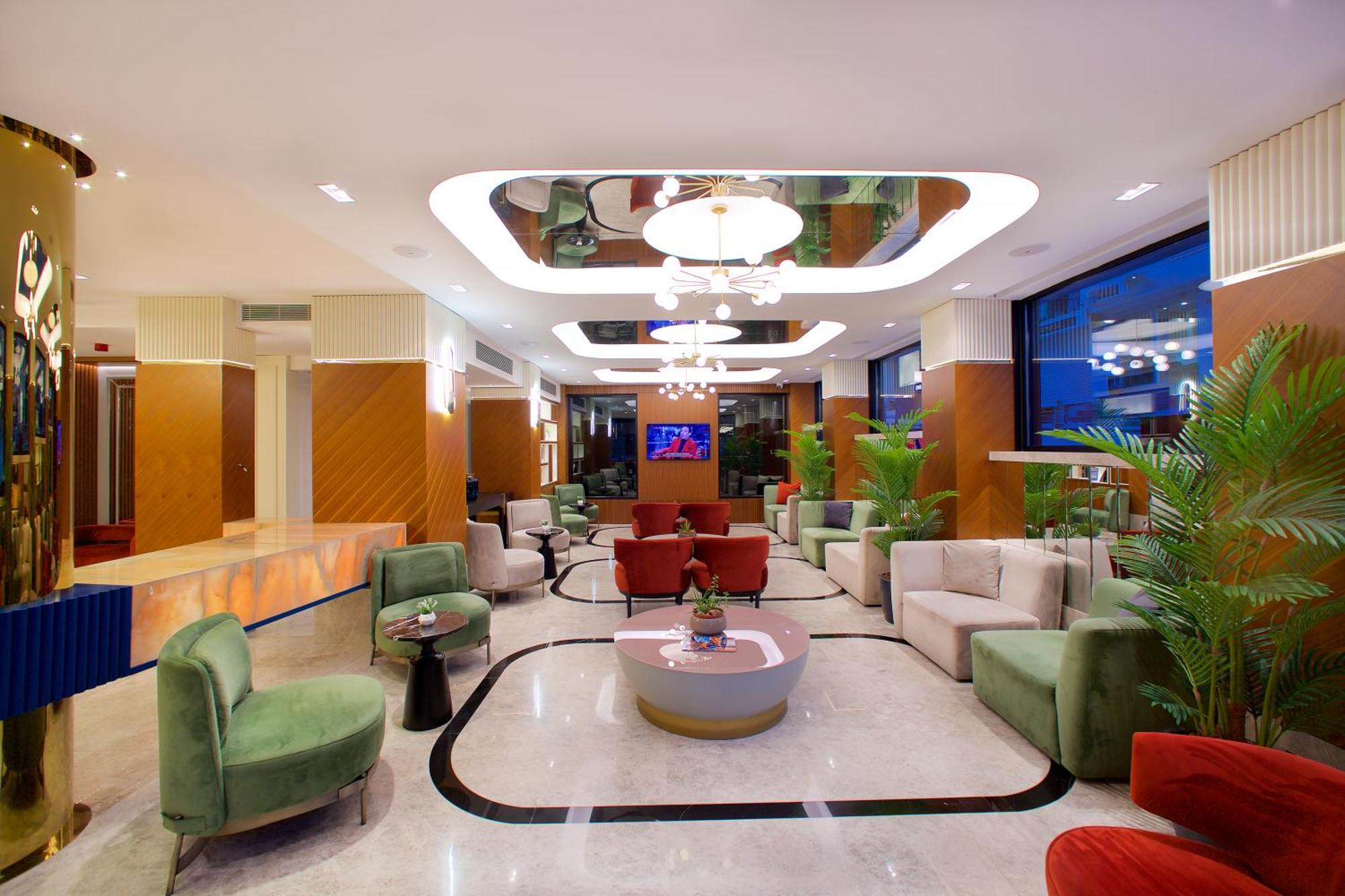 Hotel Eyfel 3*