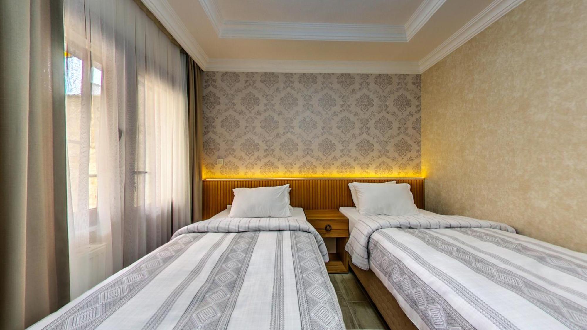Denis Suit Apart * İstanbul