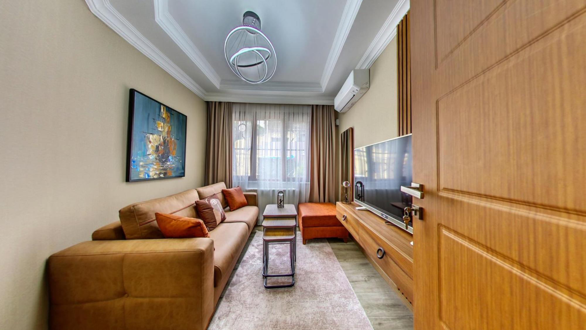 Denis Suit Apart Istanbul