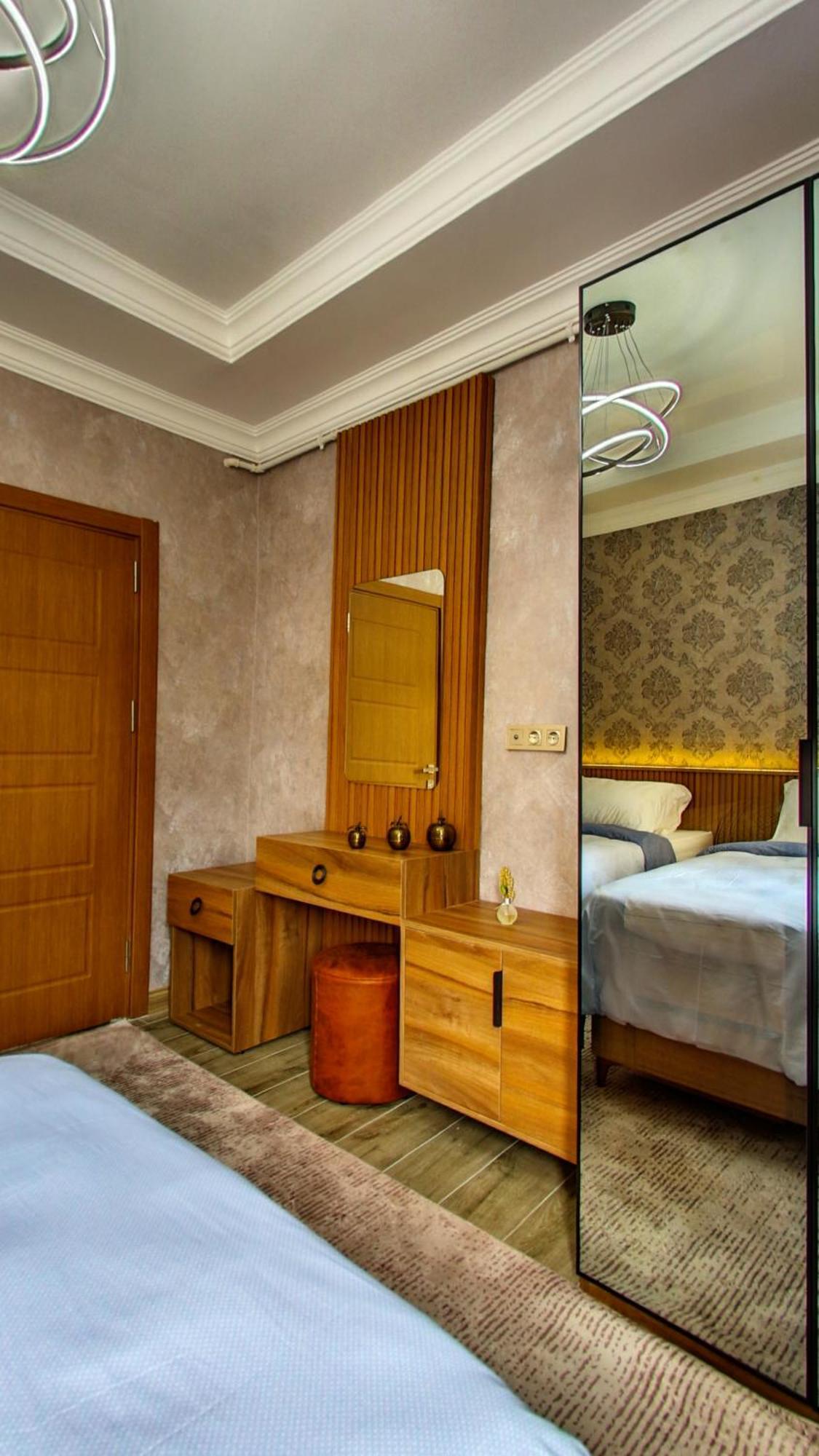 Denis Suit Apart Aparthotel