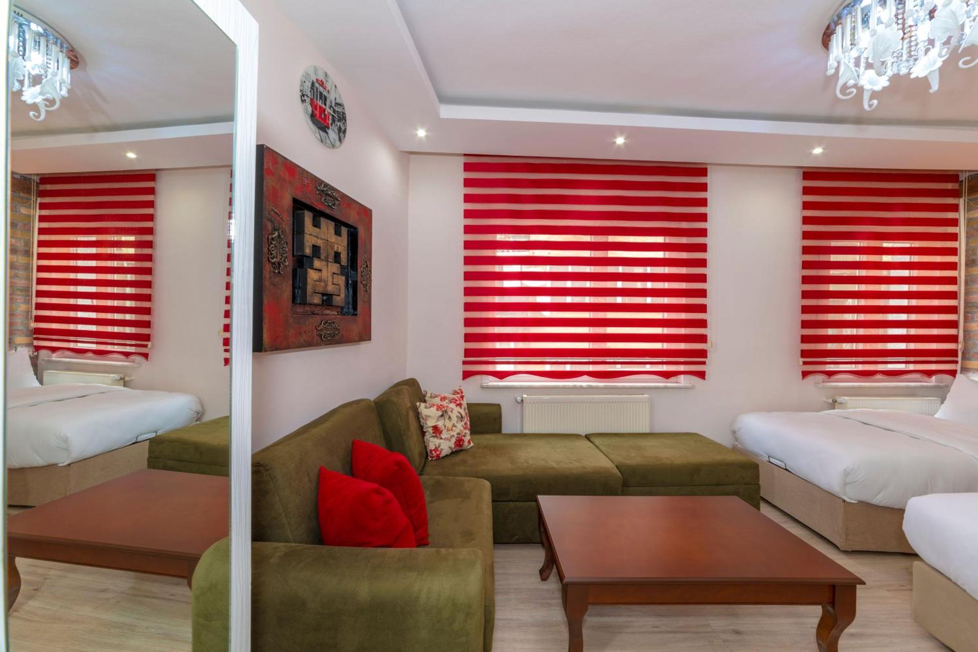 Taksim Hotel *