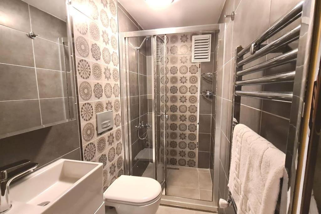 Hotel Social House Mil *