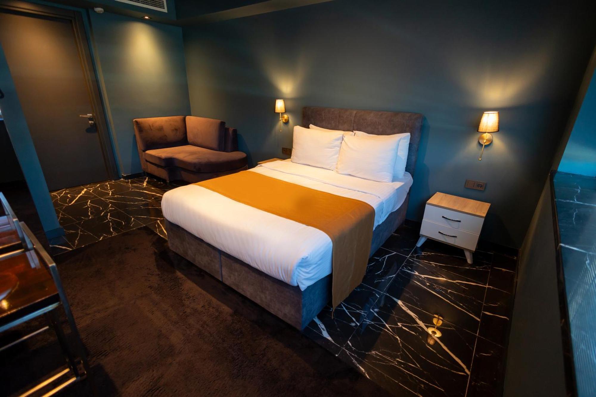 Hotel Mas Nisantasi 5*