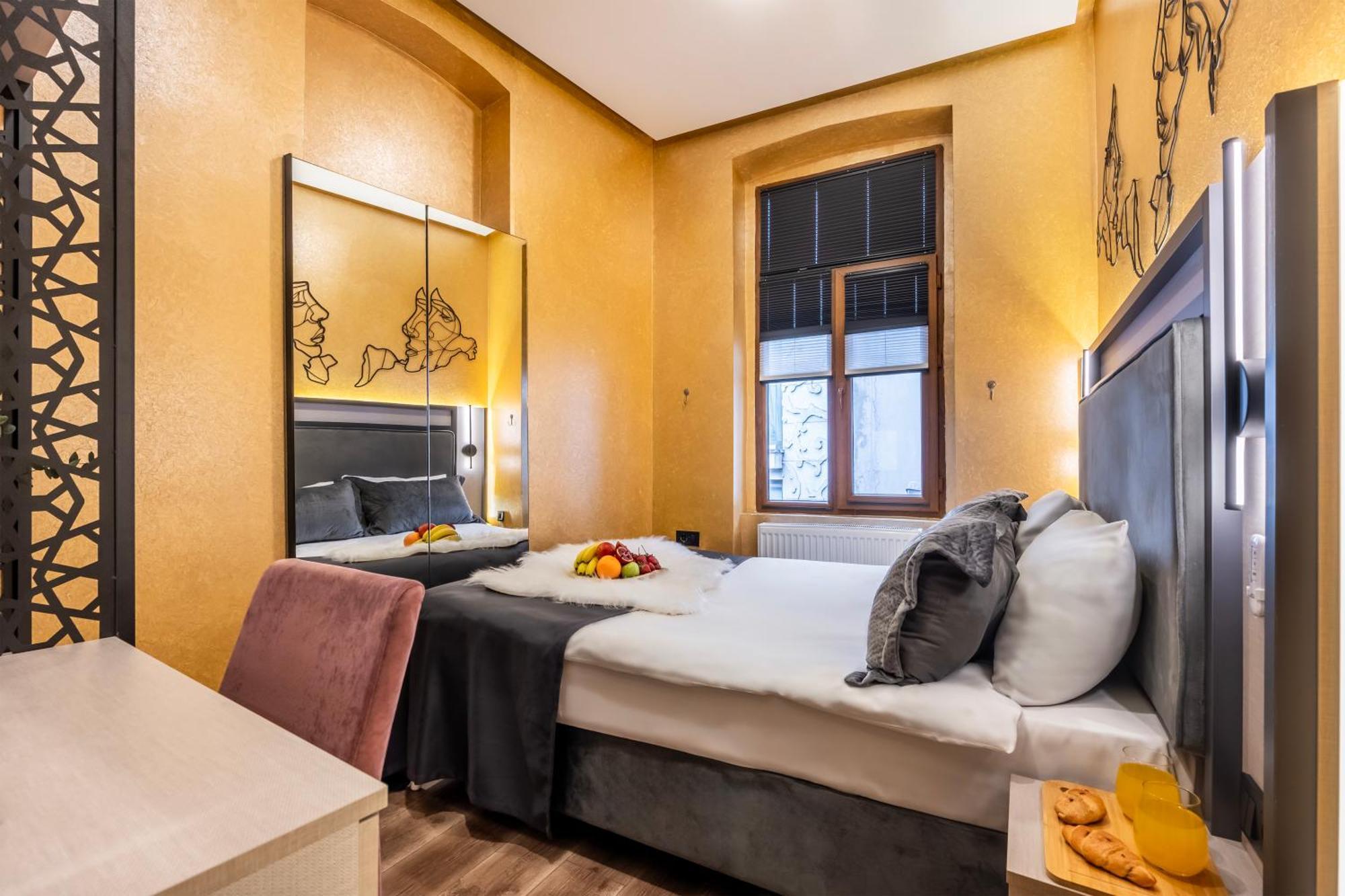 Hotel Taksim Terrace 2*