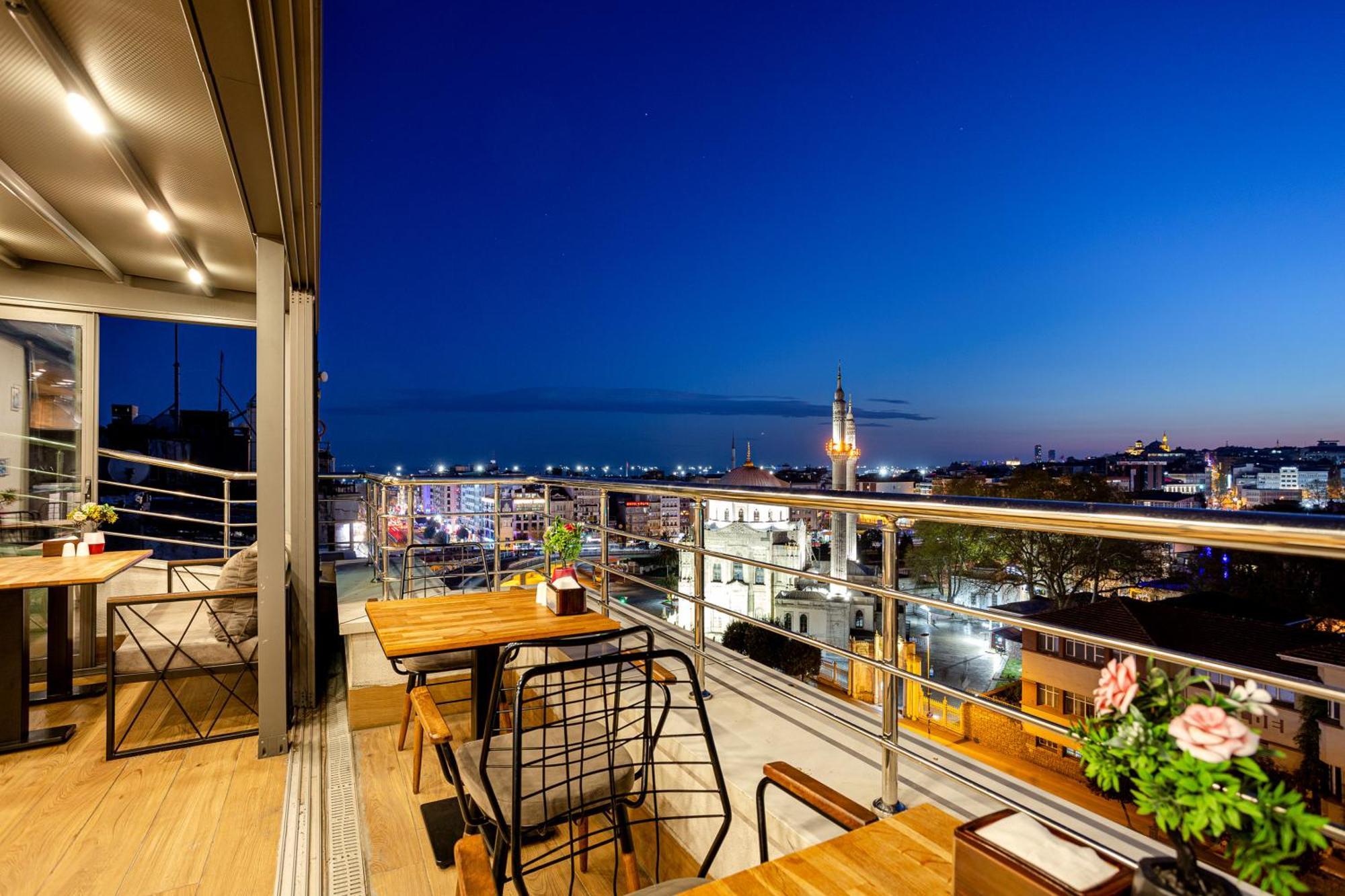 Otel Santra 2*