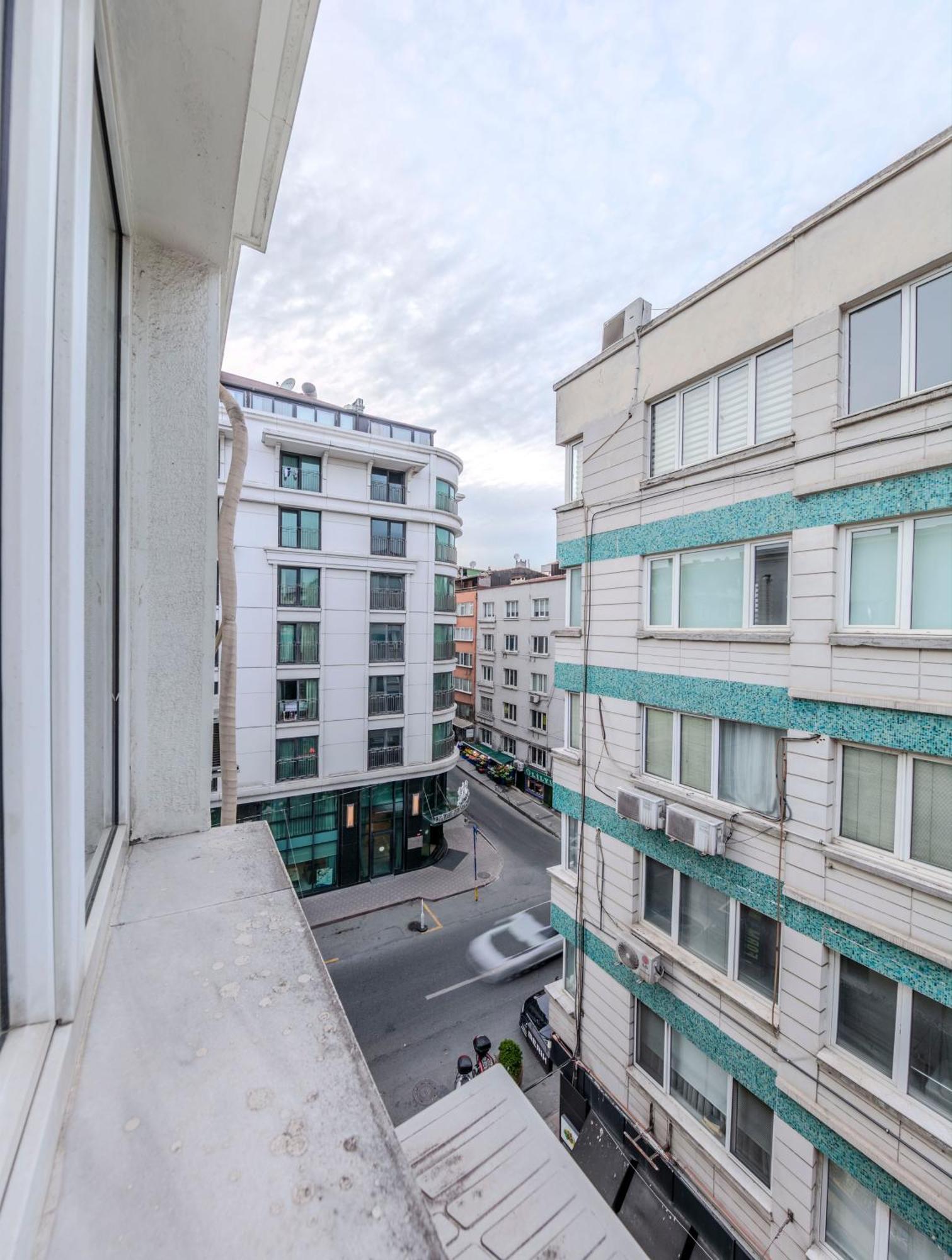 Apartment Palas 12 *
