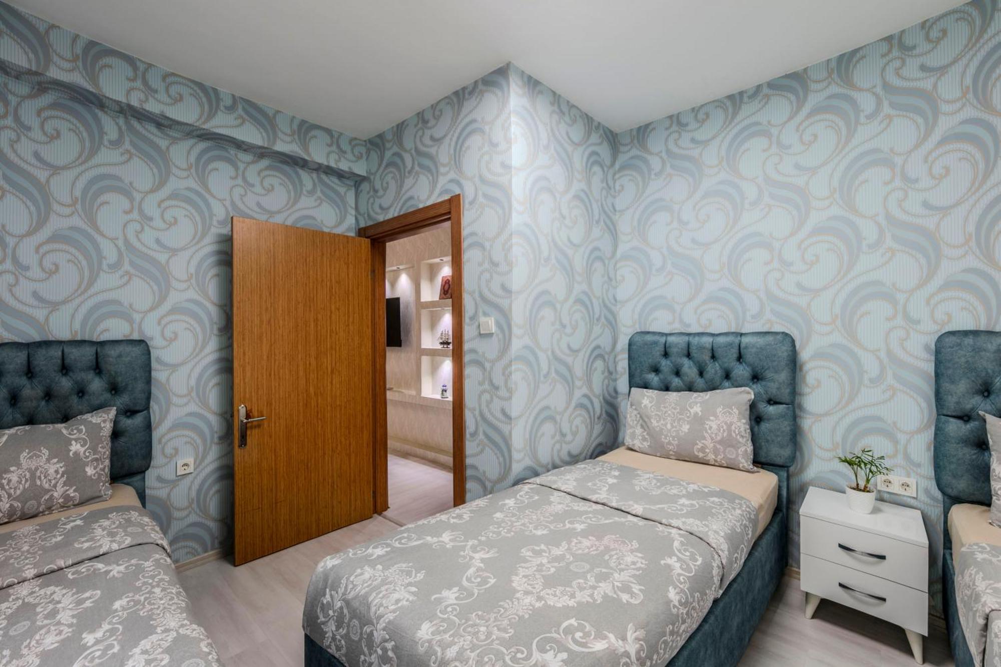 Palas 12 * Istanbul