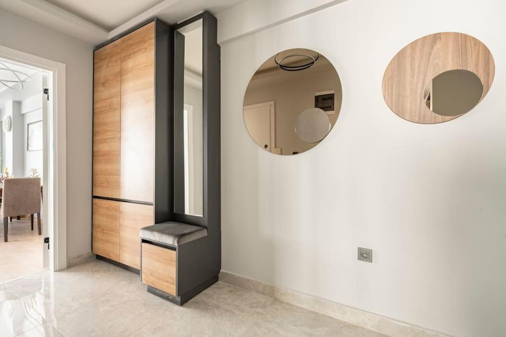 Tomtom House Centre Location * Istanbul