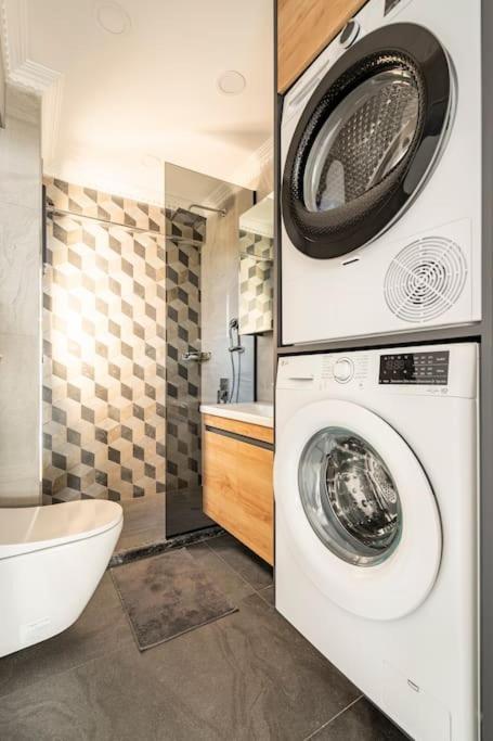 Tomtom House Centre Location Apartment *