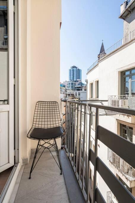 Tomtom House Centre Location * Istanbul