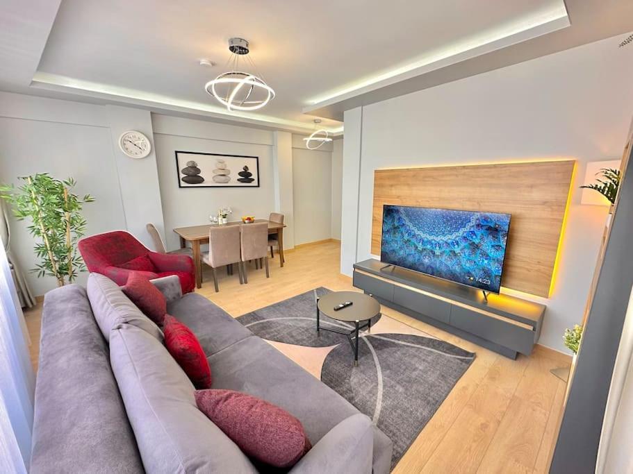 Tomtom House Centre Location * Istanbul
