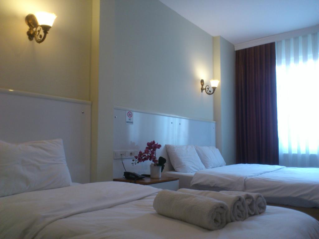 Hotel Pera Main