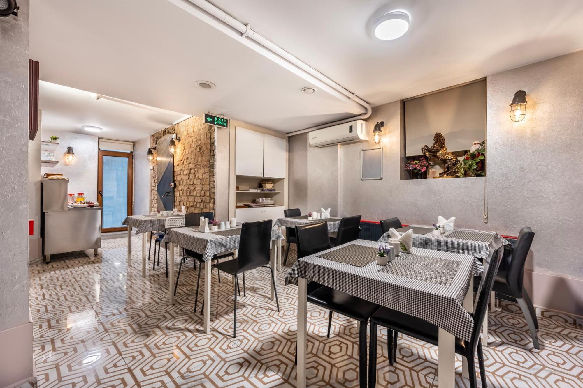 Hotel Taksim Terrace 2*