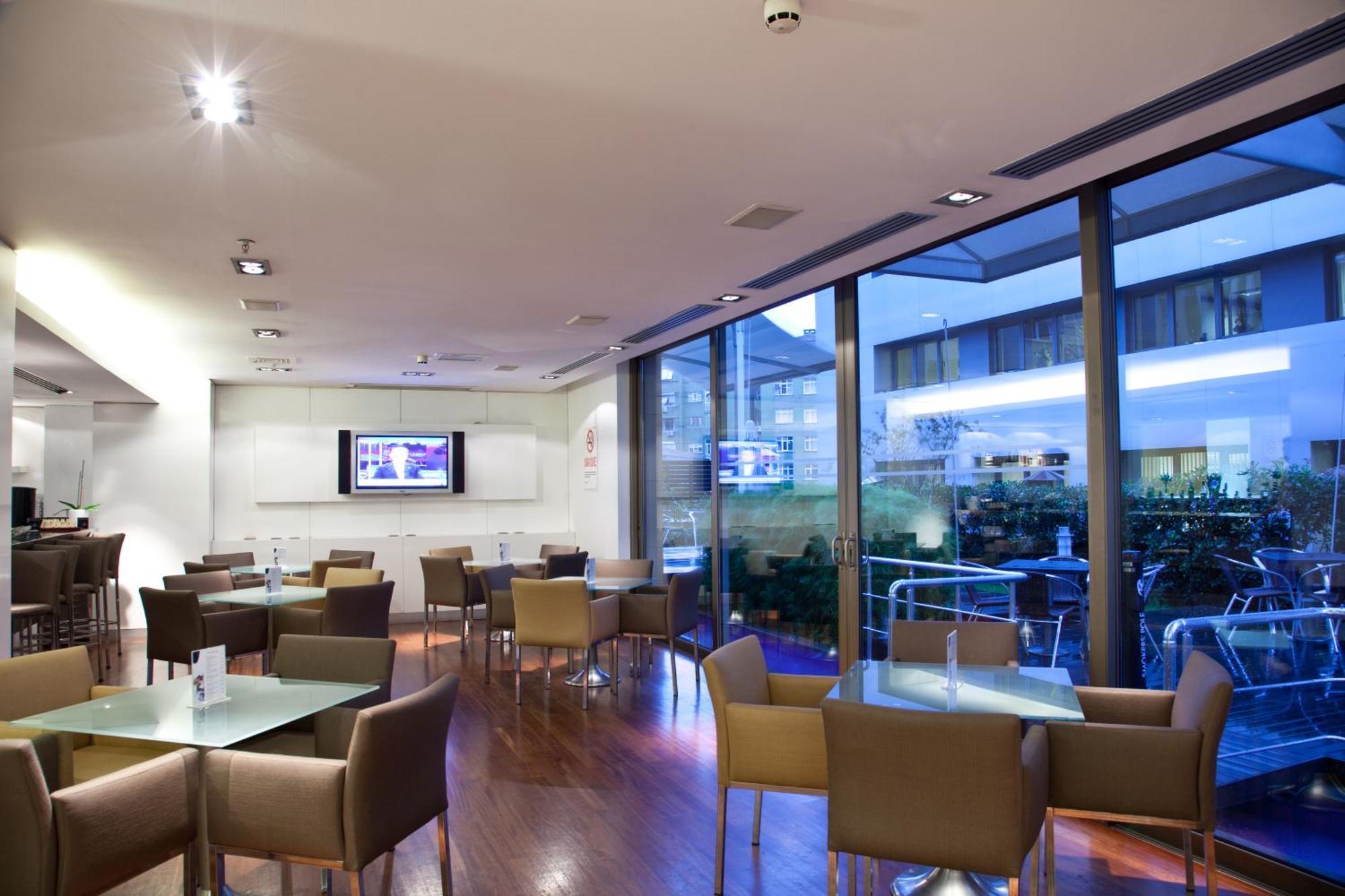Hotel Divan