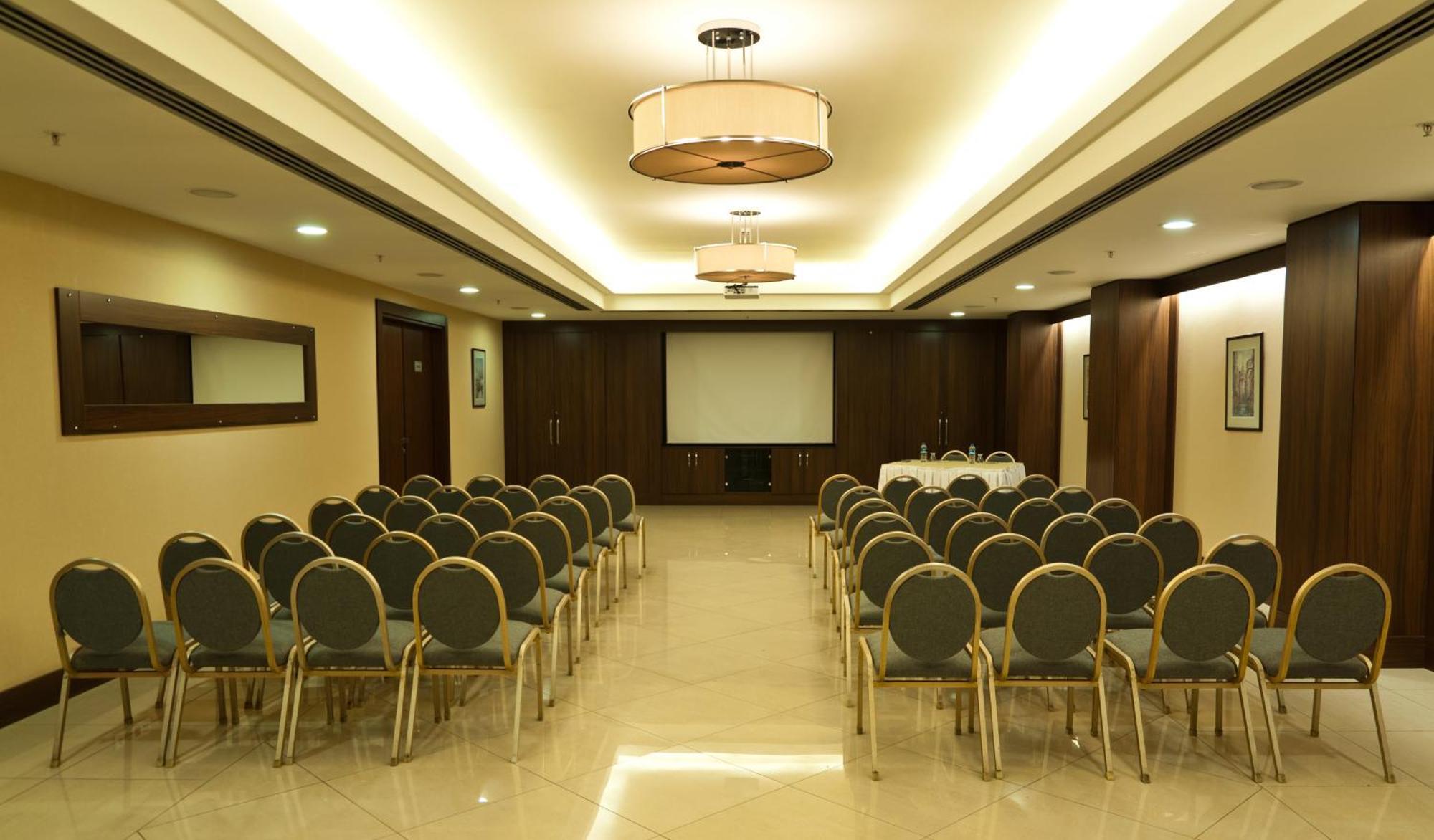 Hotel Riva Taksim 4*