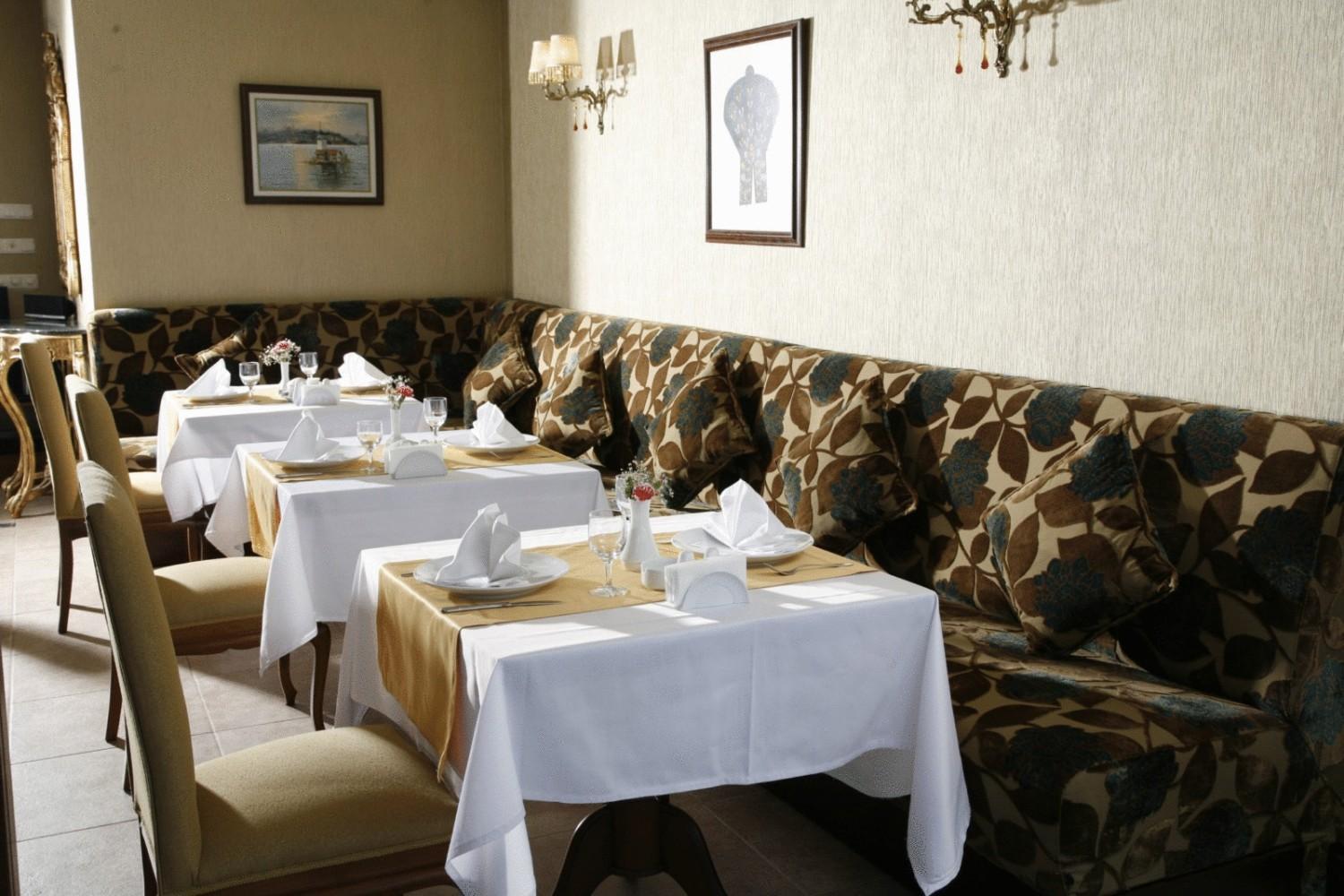 Aparthotel Hippodrome 3*