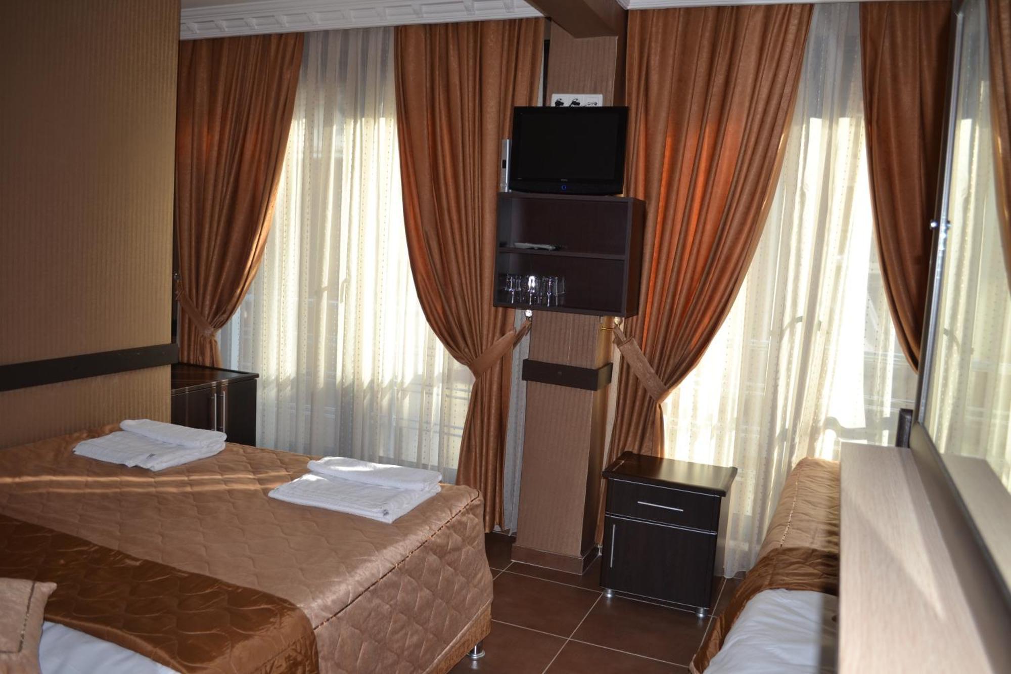 Hotel Ares